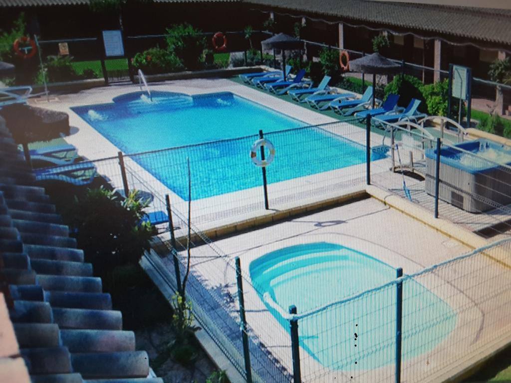 Residencial La Teja Appartement